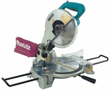 Торцовочная пила Makita LS1040 в прокат в Сыктывкаре. У нас лучшая цена за сутки! Возможность взять в аренду с выгодной скидкой до 40% при экспресс доставке 24/7. И помните, ночью стоимость еще дешевле на 30%! #арендапрокат #виброплита #выгодно